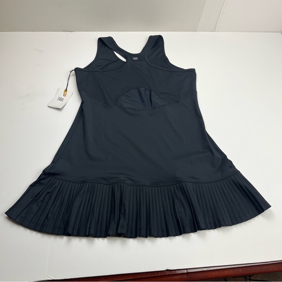 Tail Womens Coletta Dress Racerback Pleated Hem Size Medium Black Athletic NEW - Picture 13 of 13